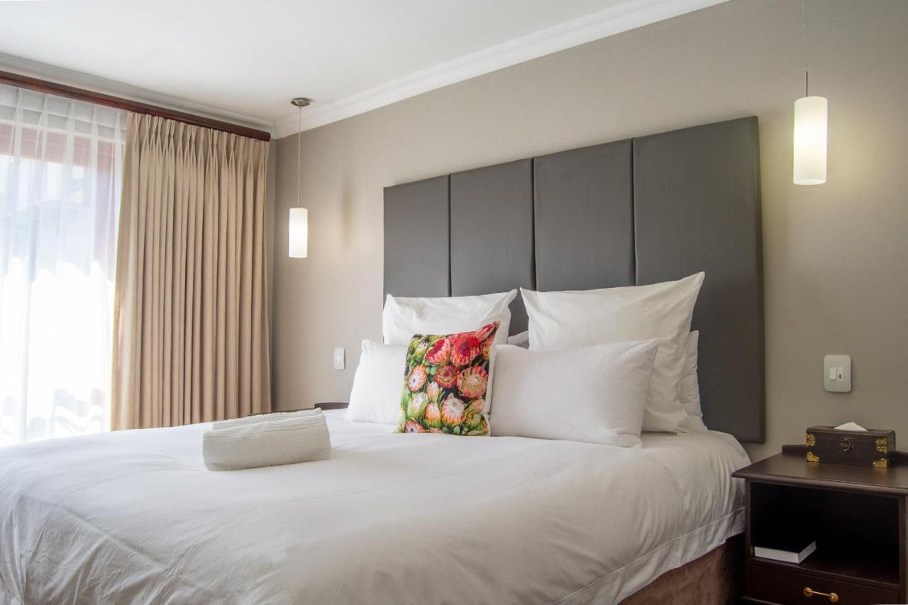 Ruslamere Hotel And Conference Centre Durbanville Buitenkant foto