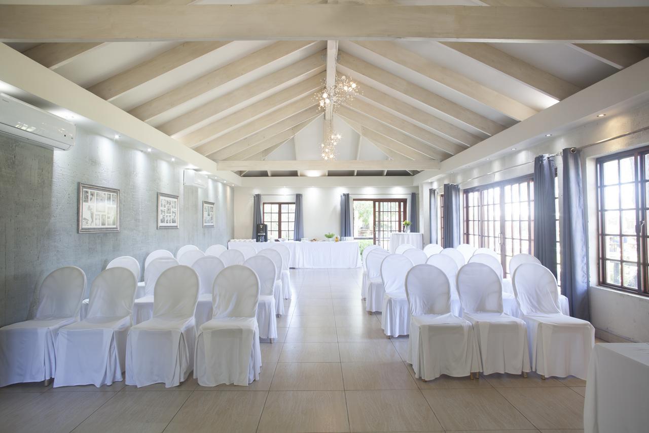 Ruslamere Hotel And Conference Centre Durbanville Buitenkant foto