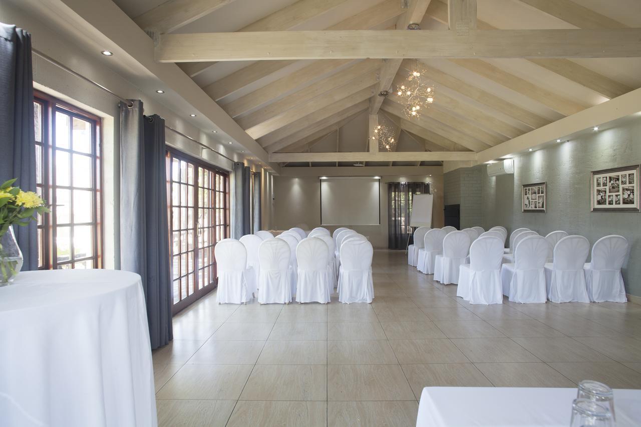 Ruslamere Hotel And Conference Centre Durbanville Buitenkant foto