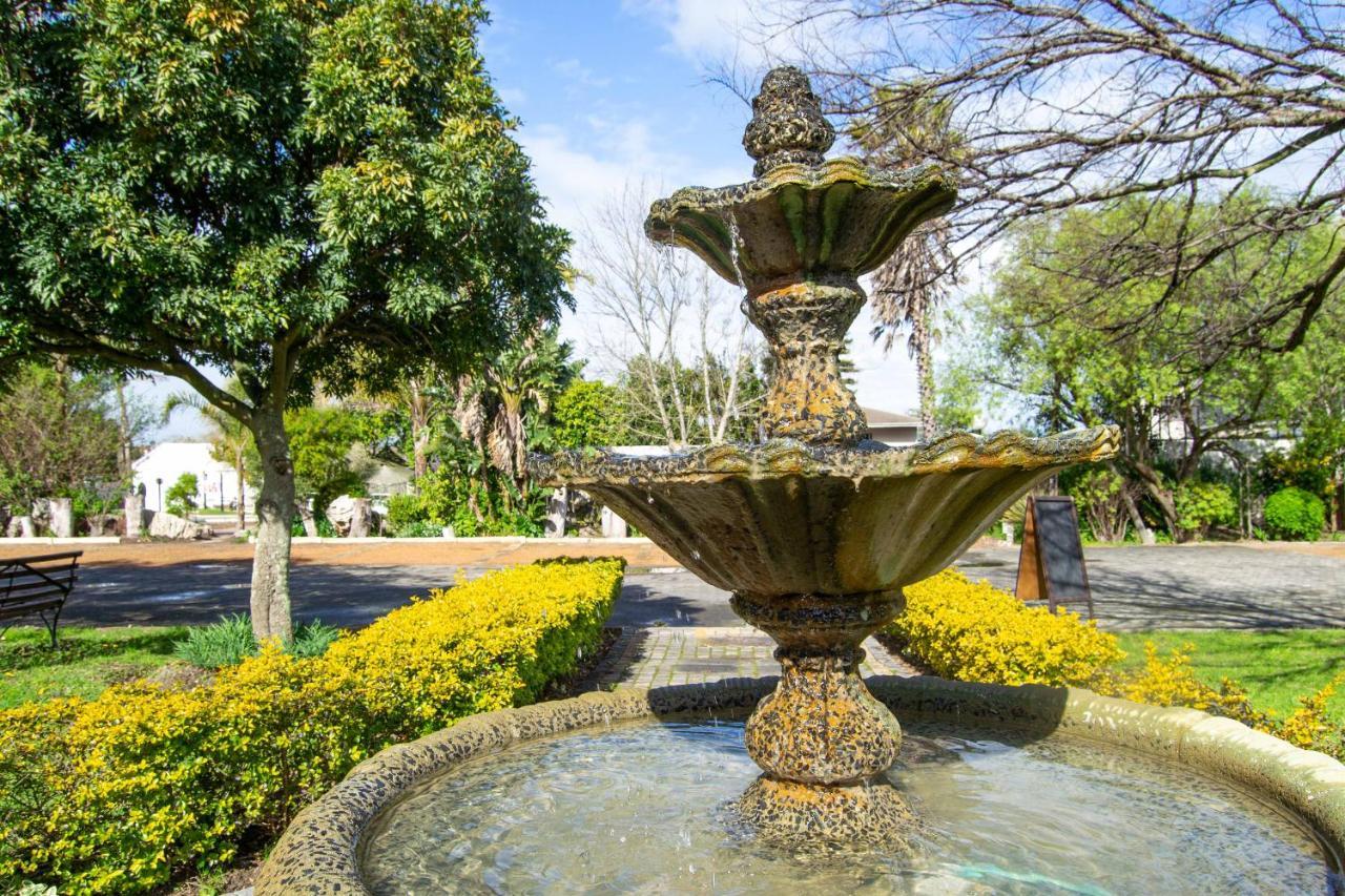 Ruslamere Hotel And Conference Centre Durbanville Buitenkant foto