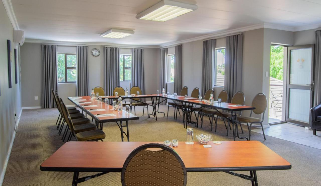 Ruslamere Hotel And Conference Centre Durbanville Buitenkant foto
